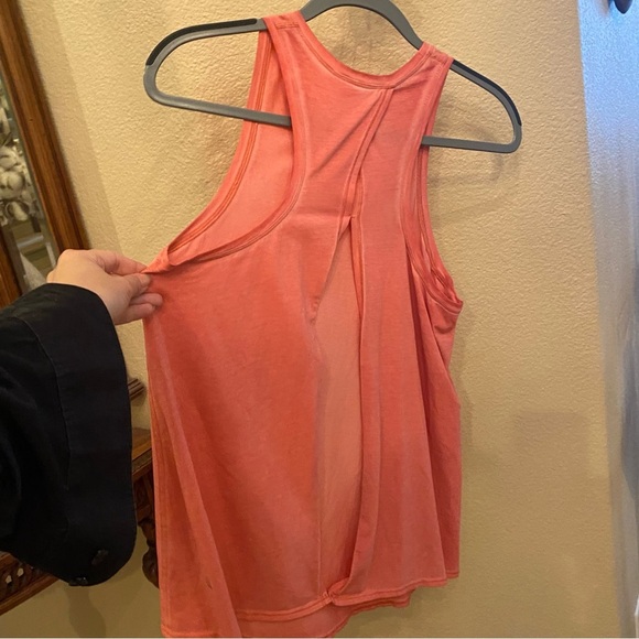 LULULEMON Women Peach Keyhole Open Back Athletic Tank Top Size 4-6 - Picture 4 of 5